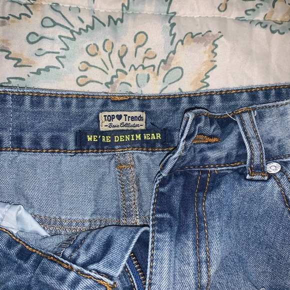 Faded ripped denim skirt - Picture 2 of 3